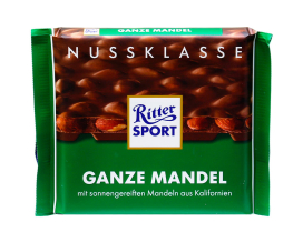 Шоколад молочний з цільним мигдалем Ritter Sport Ganze Mandel, 100 г (4000417670311) - фото